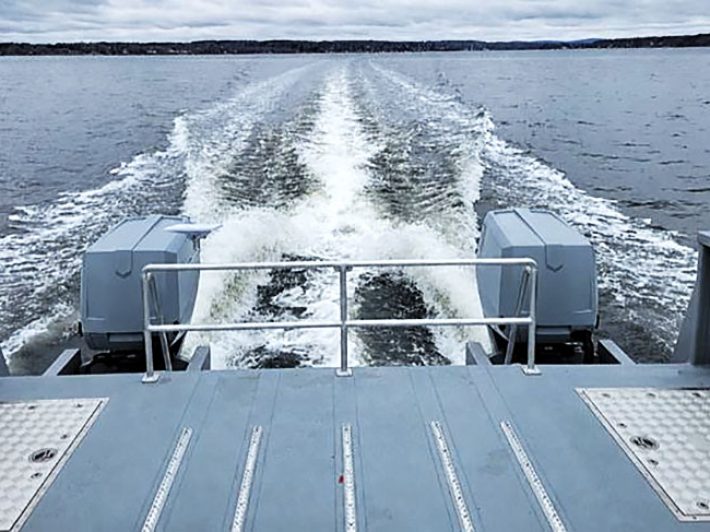 4000-Series-Hatch--Liftout-USV