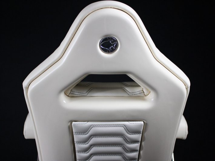 Gallery_Pompanette_VelocitySeries_HelmChair01