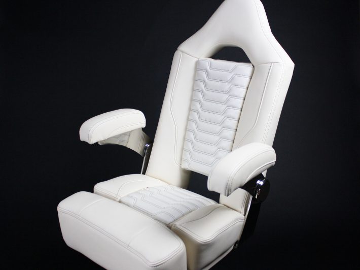Gallery_Pompanette_VelocitySeries_HelmChair02
