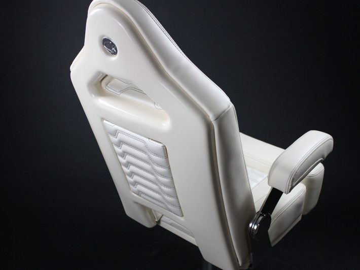 Gallery_Pompanette_VelocitySeries_HelmChair05